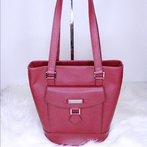 💢SOLD💢 Vintage Burberry Leather Shoulder Bag Red